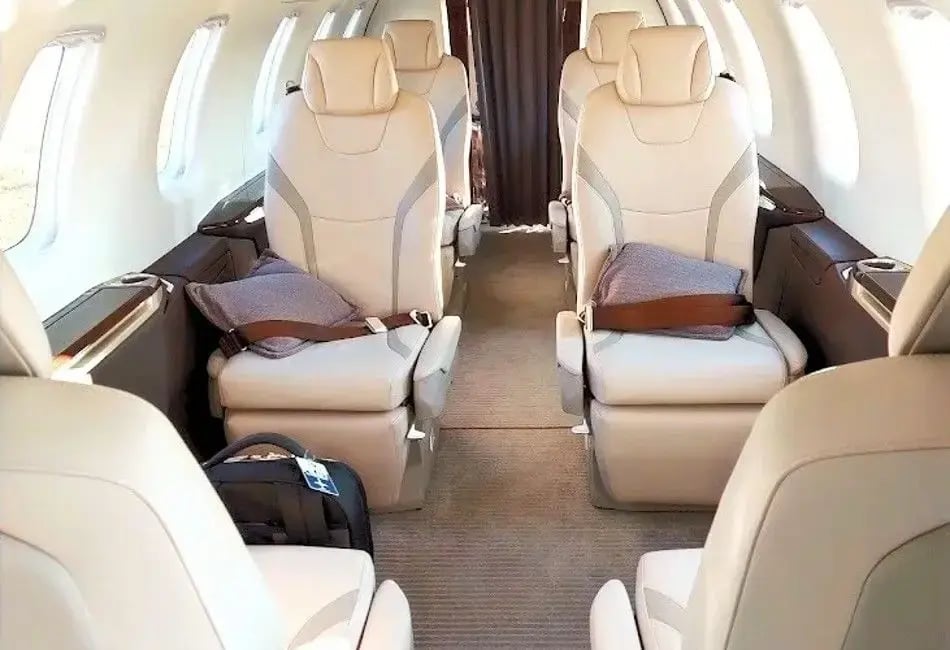 Pilatus PC-24 inside