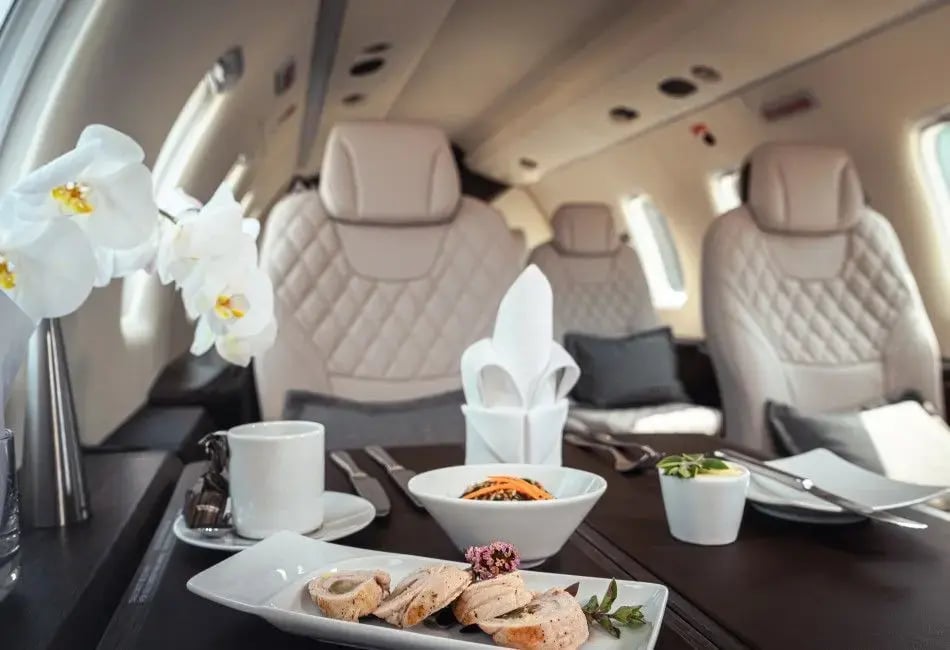 Pilatus PC-24 meal