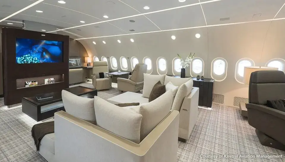 Boeing BBJ MAX 7 inside