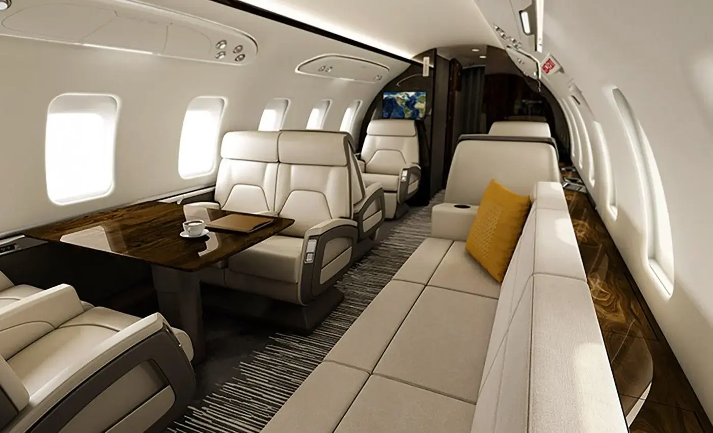 Bombardier Challenger 650 inside