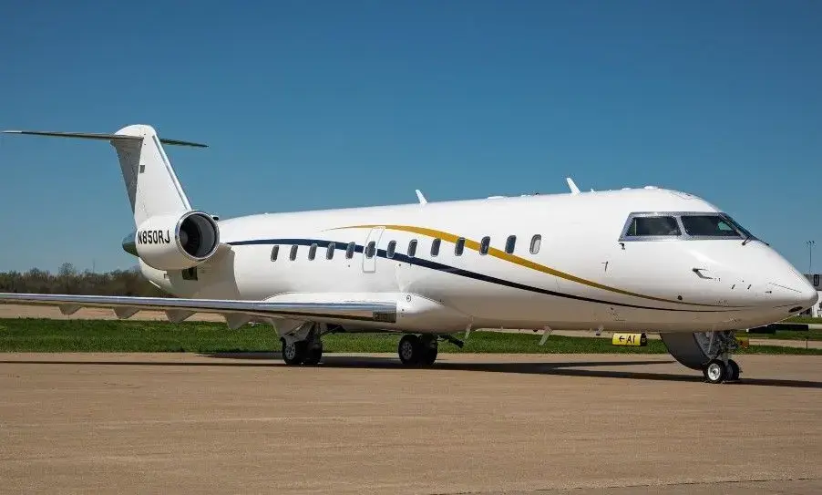 Bombardier Challenger 850