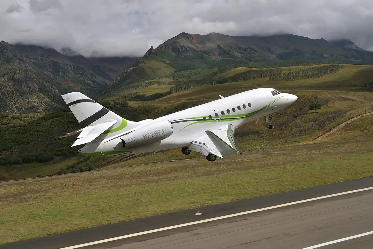 Dassault Falcon 2000