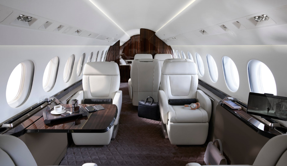 Dassault Falcon 8x cabin