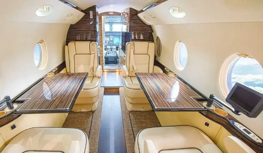 Gulfstream G150 inside