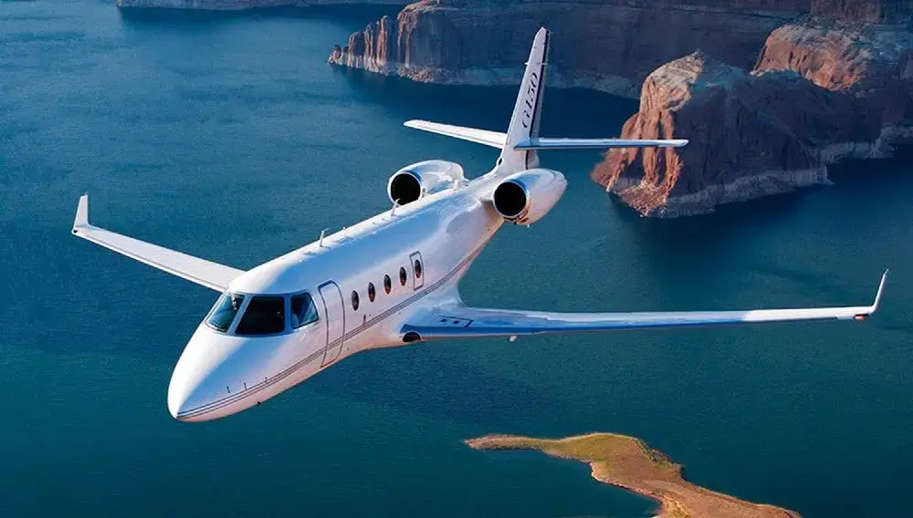 Gulfstream G150-1